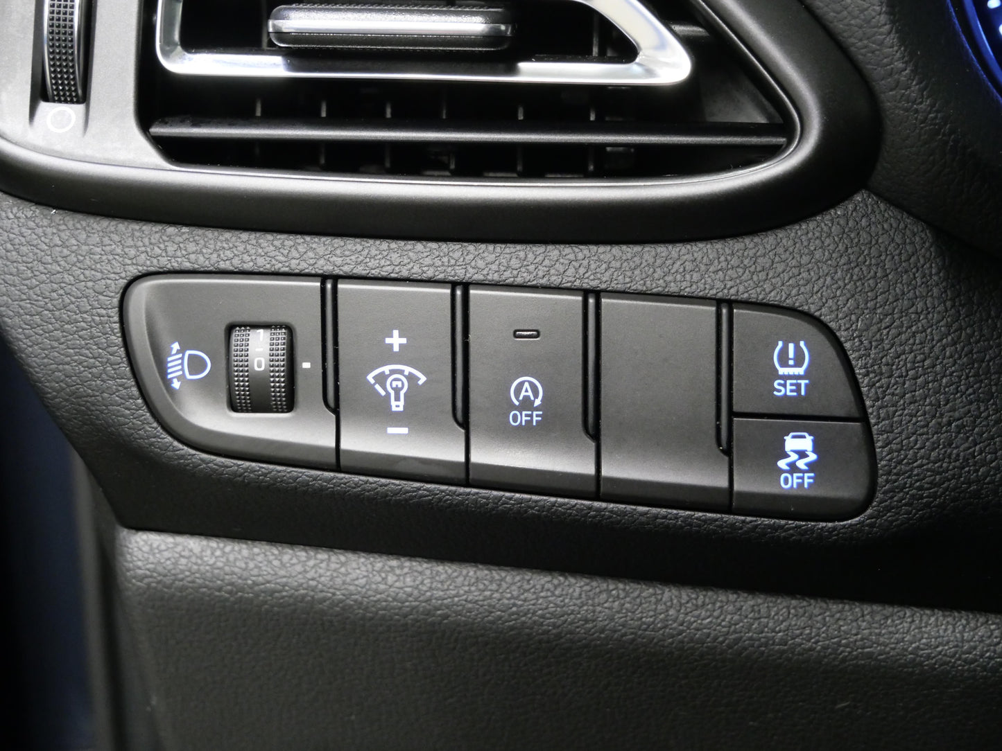 Hyundai i30 1.5 T-GDI 118 kW DCT Smart