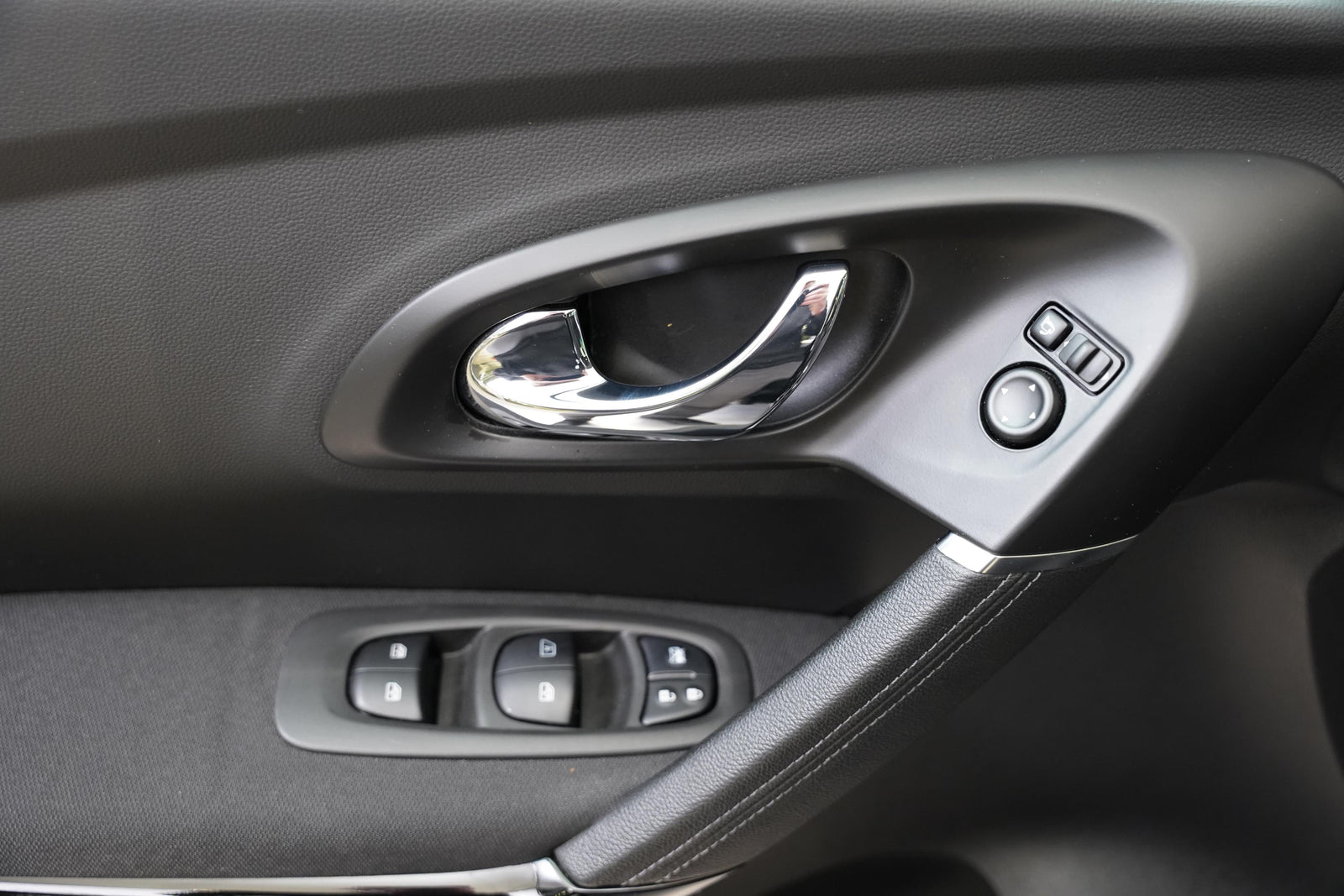 Renault Kadjar 1.2 TCe 96 kW Limited – foto 12