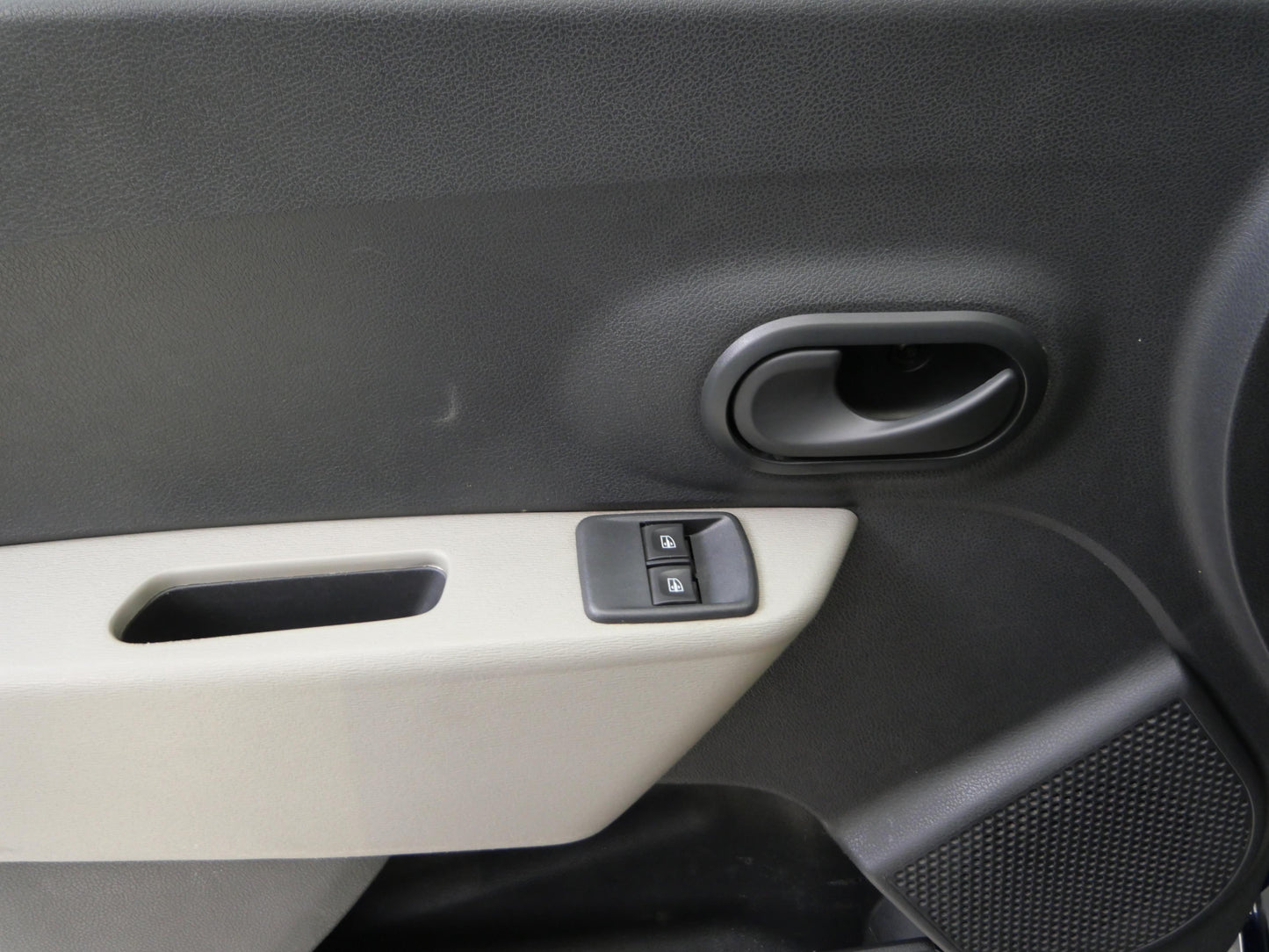 Dacia Lodgy 1.6 SCe 75 kW 100 Celebration