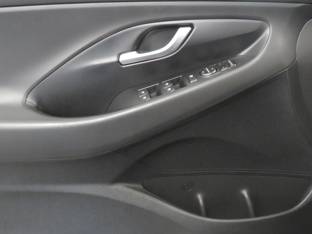 Hyundai i30 1.0 T-GDI 88 kW Family Comfort
