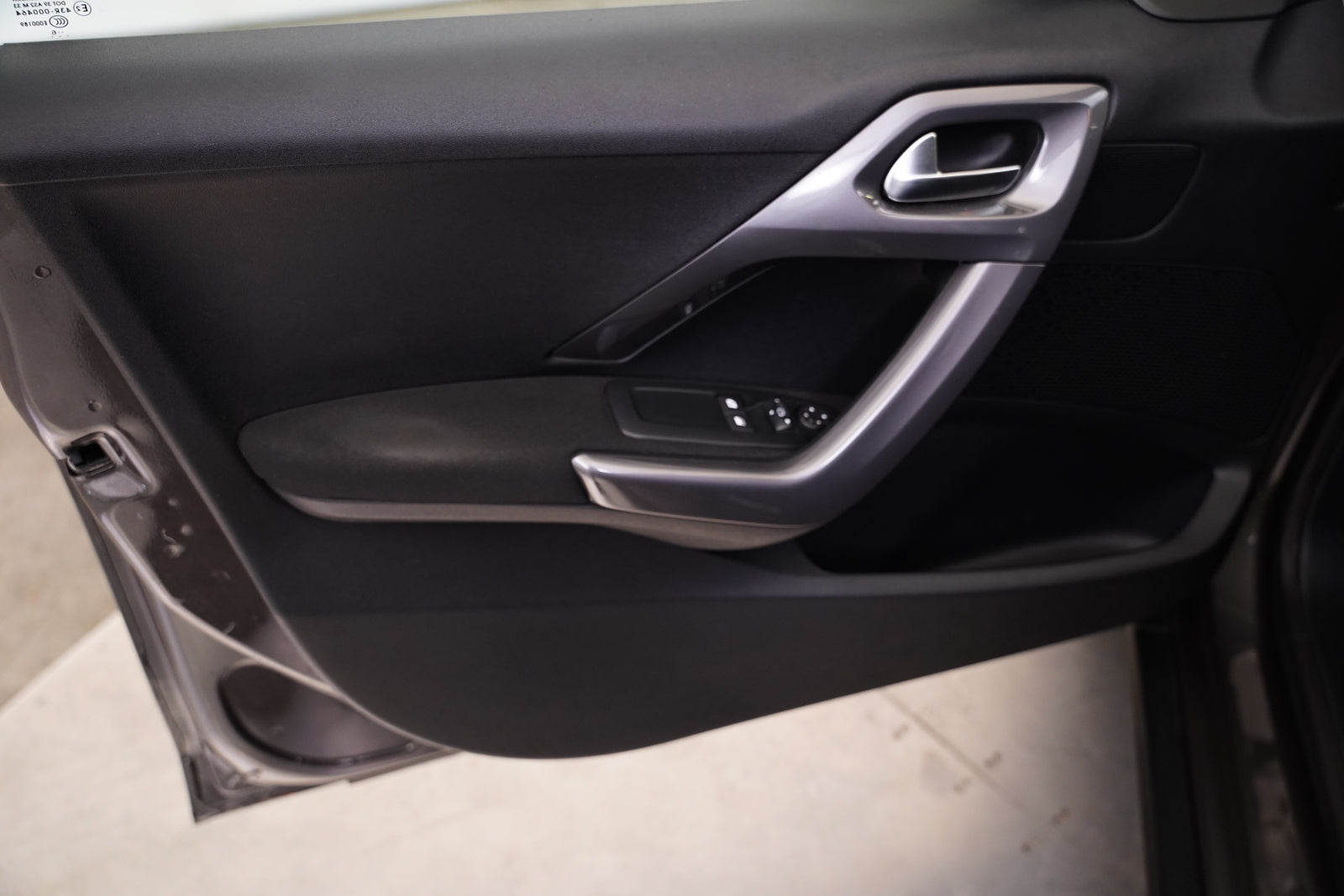 Peugeot 2008 1.2 PureTech 81 kW GT Line – foto 12