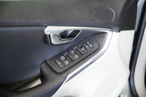 Volvo V40 2.0 D4 140 kW Cross Country – foto 12