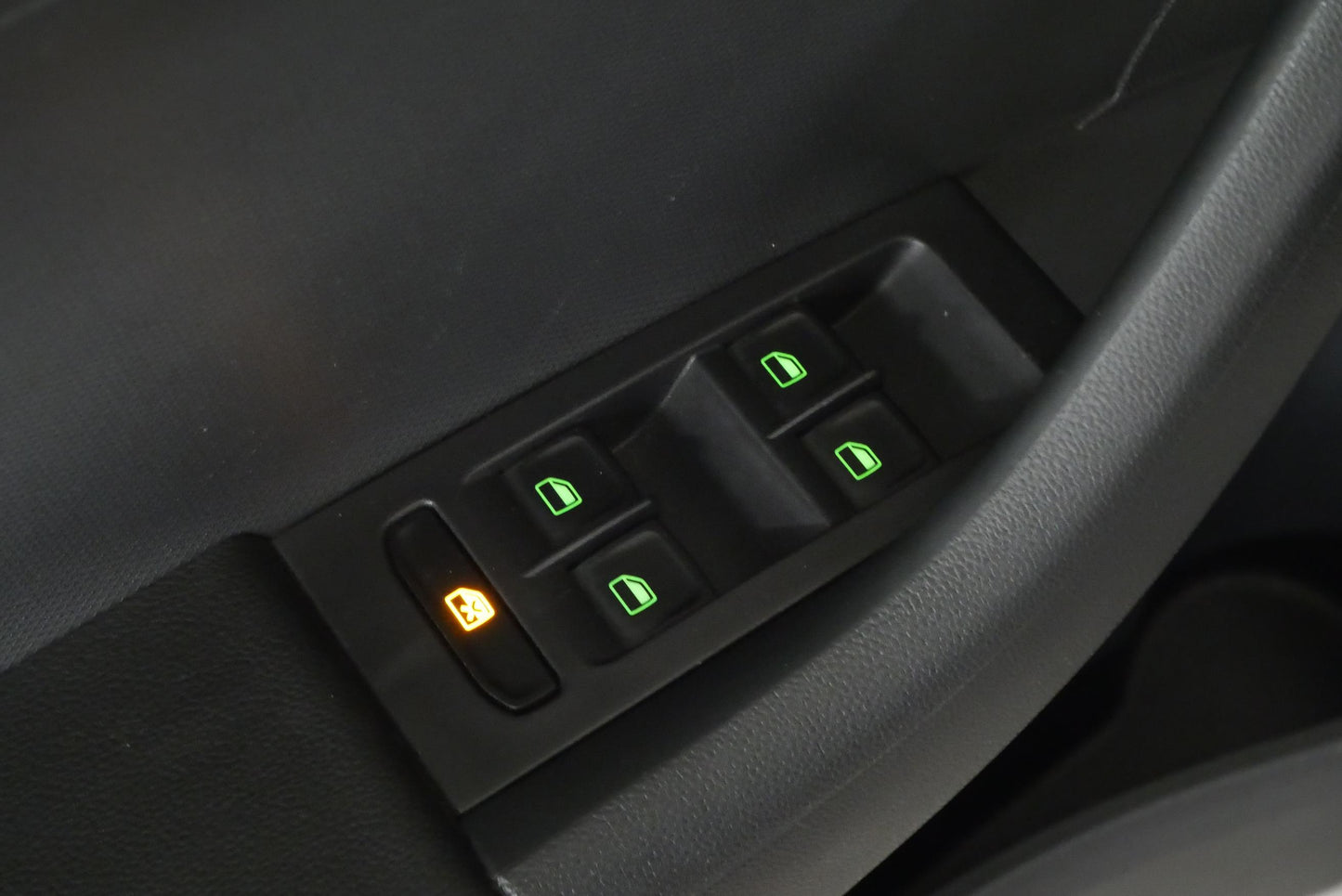 Škoda Rapid 1.6 TDI 77 kW Elegance Extra+