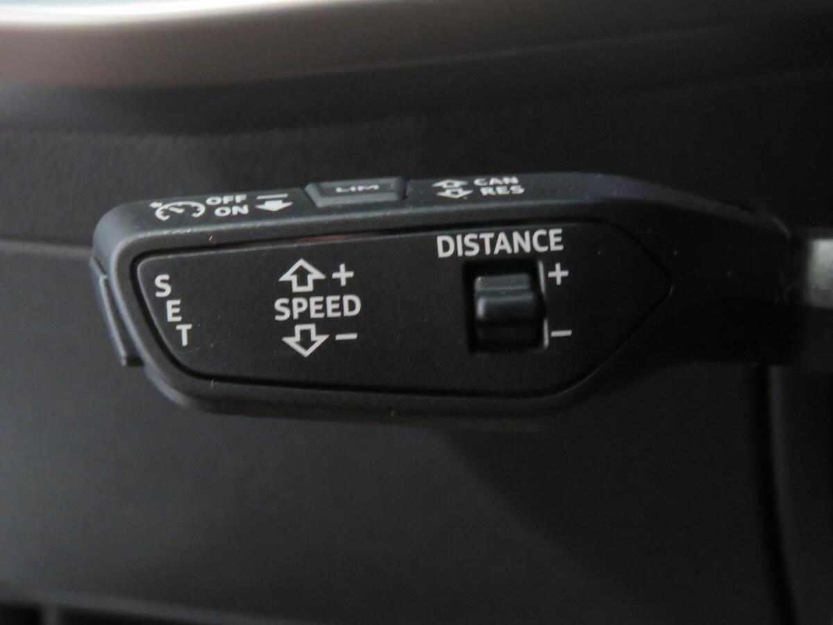 Audi A3 1.5 TFSI 110 kW S line