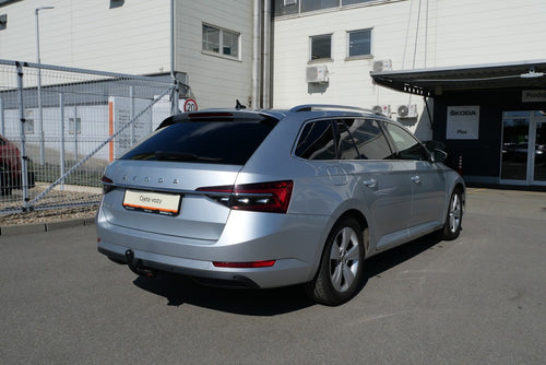 Škoda Superb 2.0 TDI 140 kW Style Combi DSG – foto 2