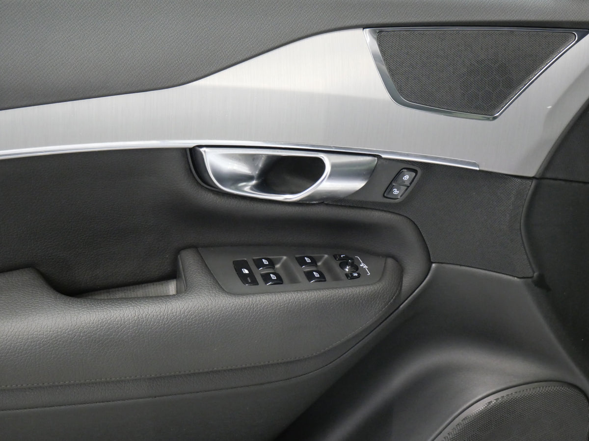 Volvo XC90 2.0 B5 173 kW Momentum Pro
