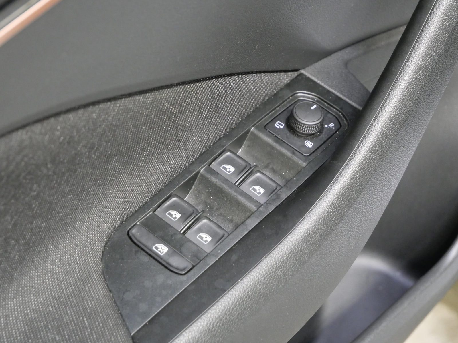 Škoda Scala 1.0 TSI 85kW DSG Top Selection – foto 12