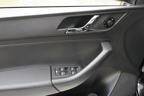 Škoda Rapid 1.6 TDI 77 kW Elegance – foto 12