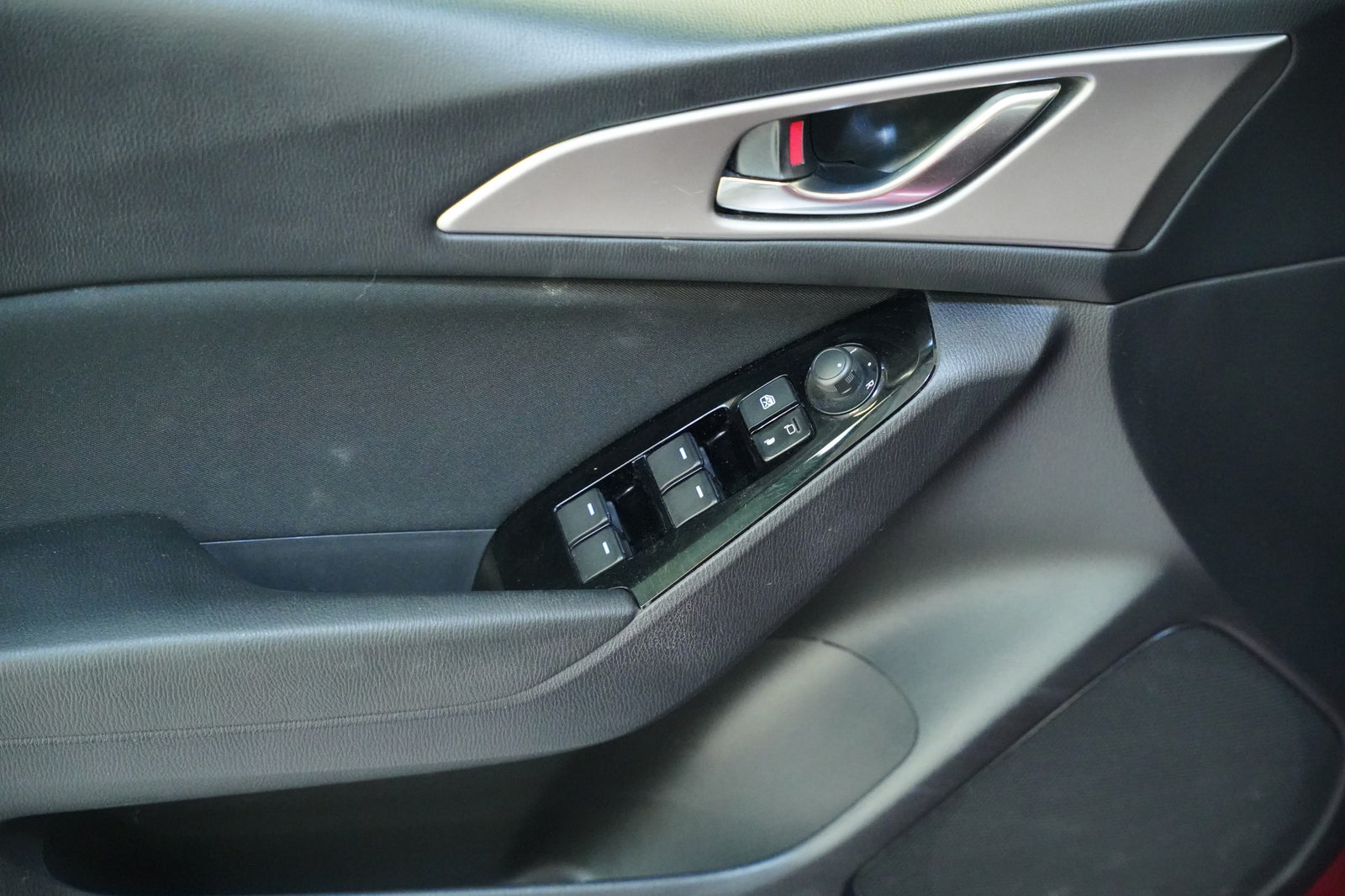 Mazda 3 2.0 Skyactiv 88 kW – foto 12