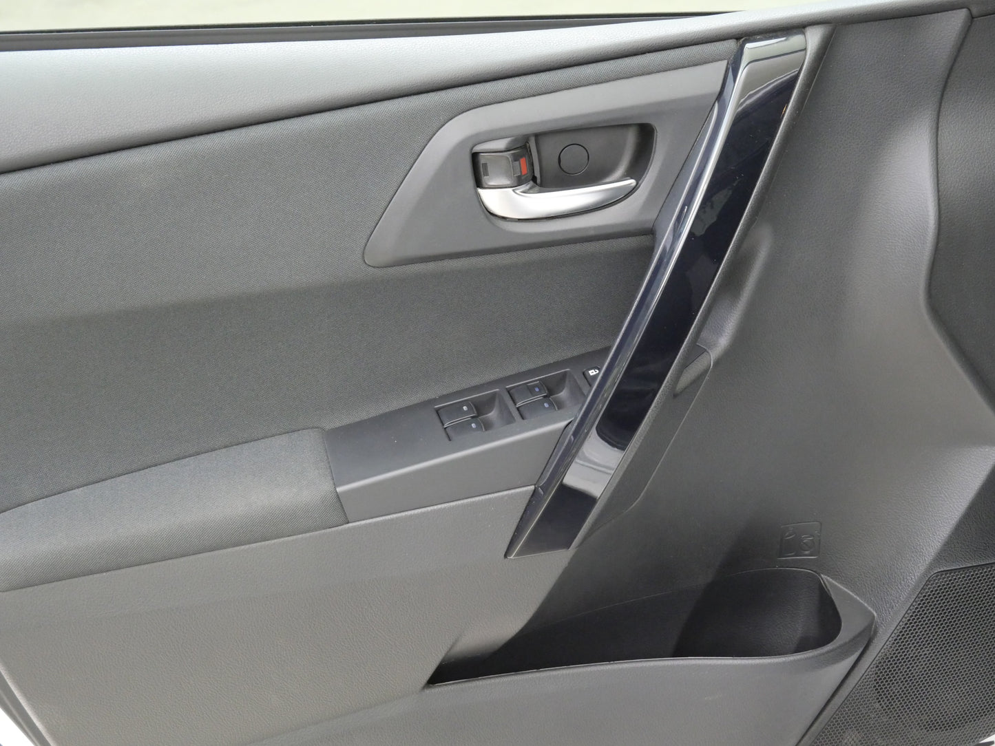 Toyota Auris 1.6 D-4D 82 kW