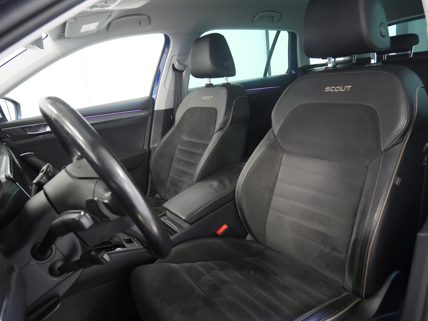 Škoda Superb 2.0 TDI 140 kW DSG Scout