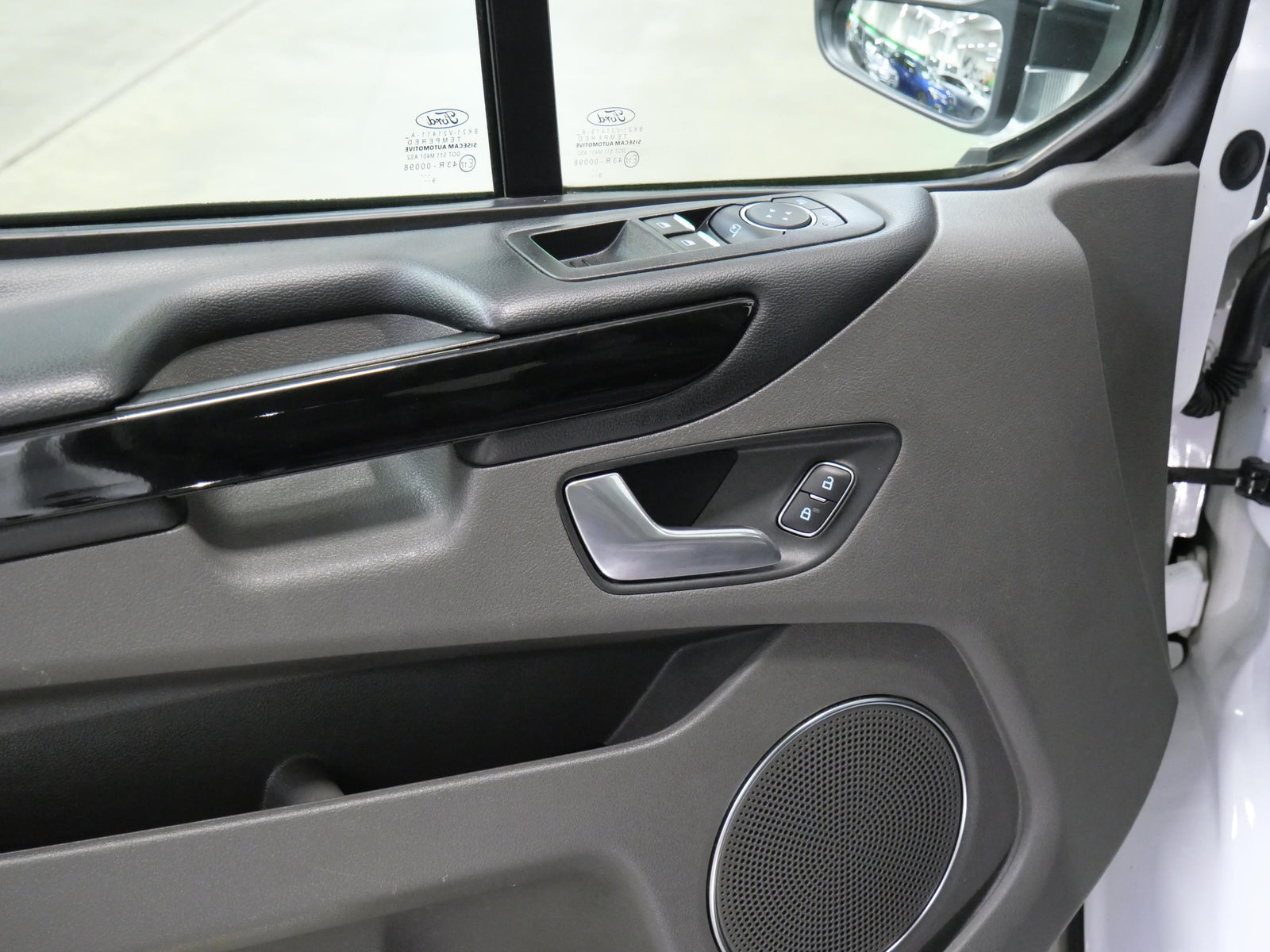 Ford Tourneo Custom 2.0 TDCI 136 kW Titanium X – foto 12