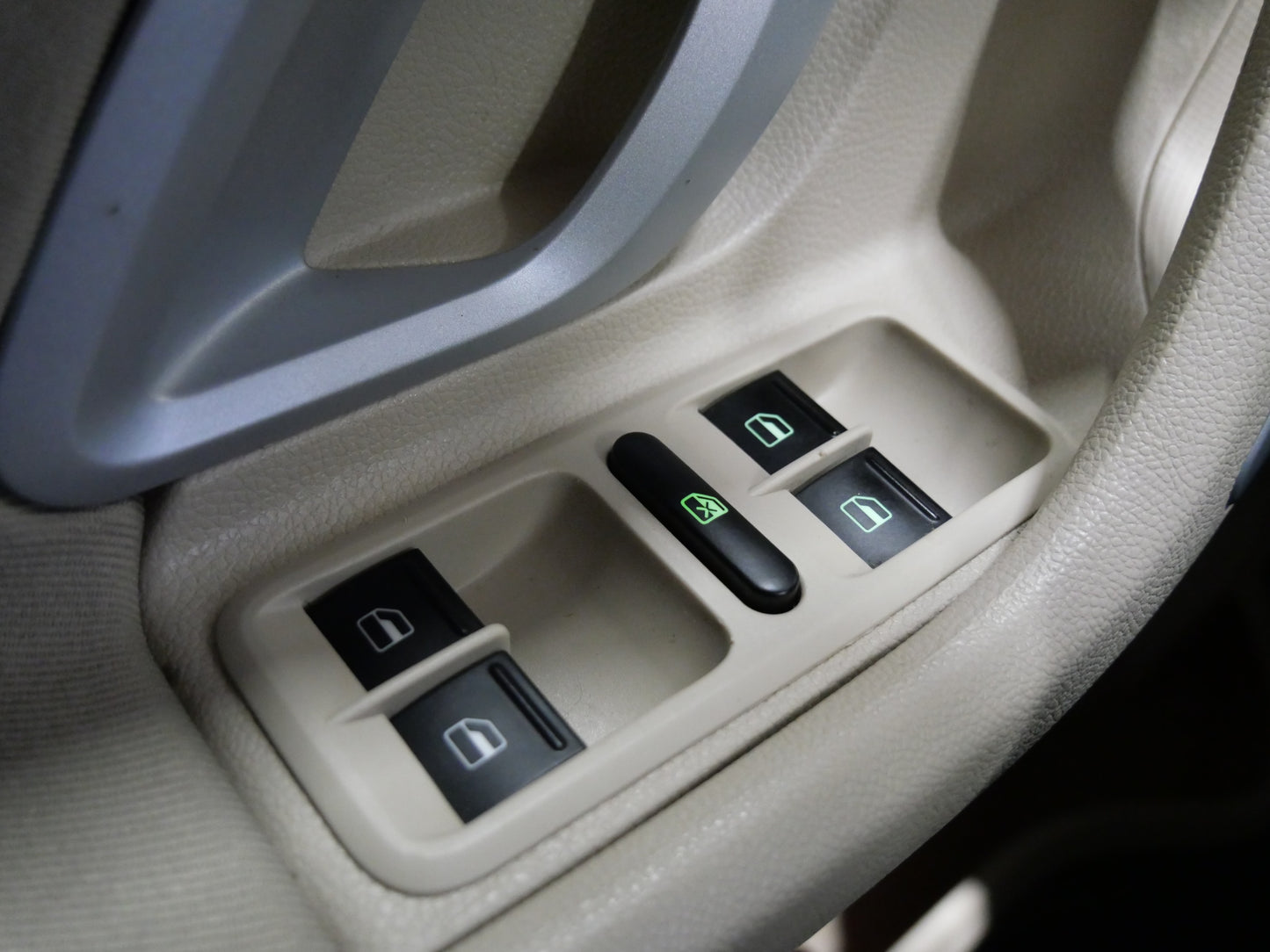 Škoda Fabia 1.6 MPI 16V 77 kW Elegance