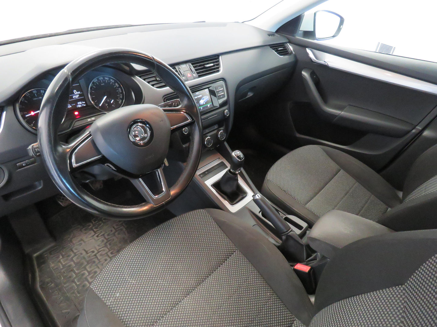 Škoda Octavia 1.6 TDI 66 kW Ambition plus