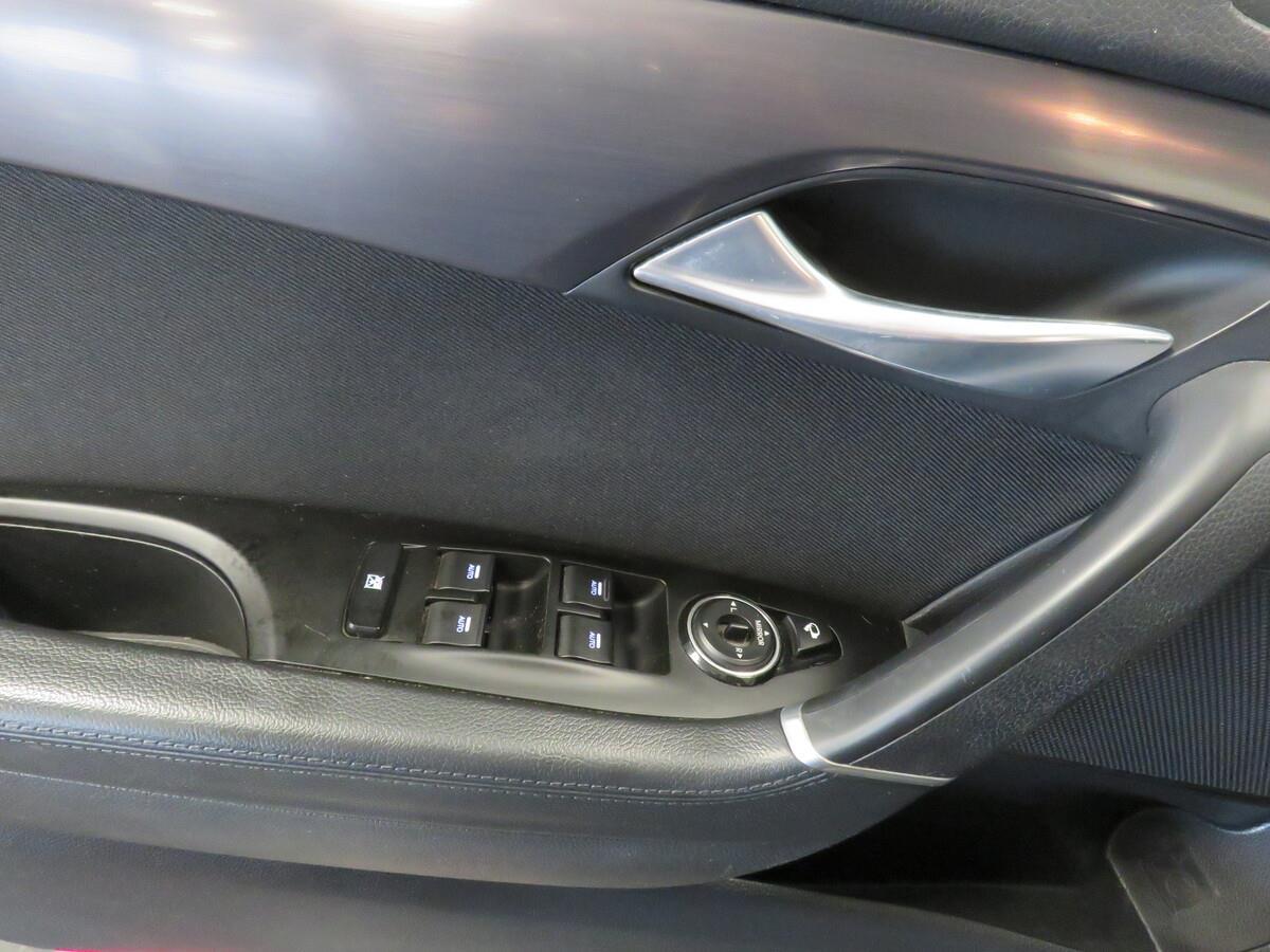 Hyundai i40 1.7 CRDI 100 kW Experience