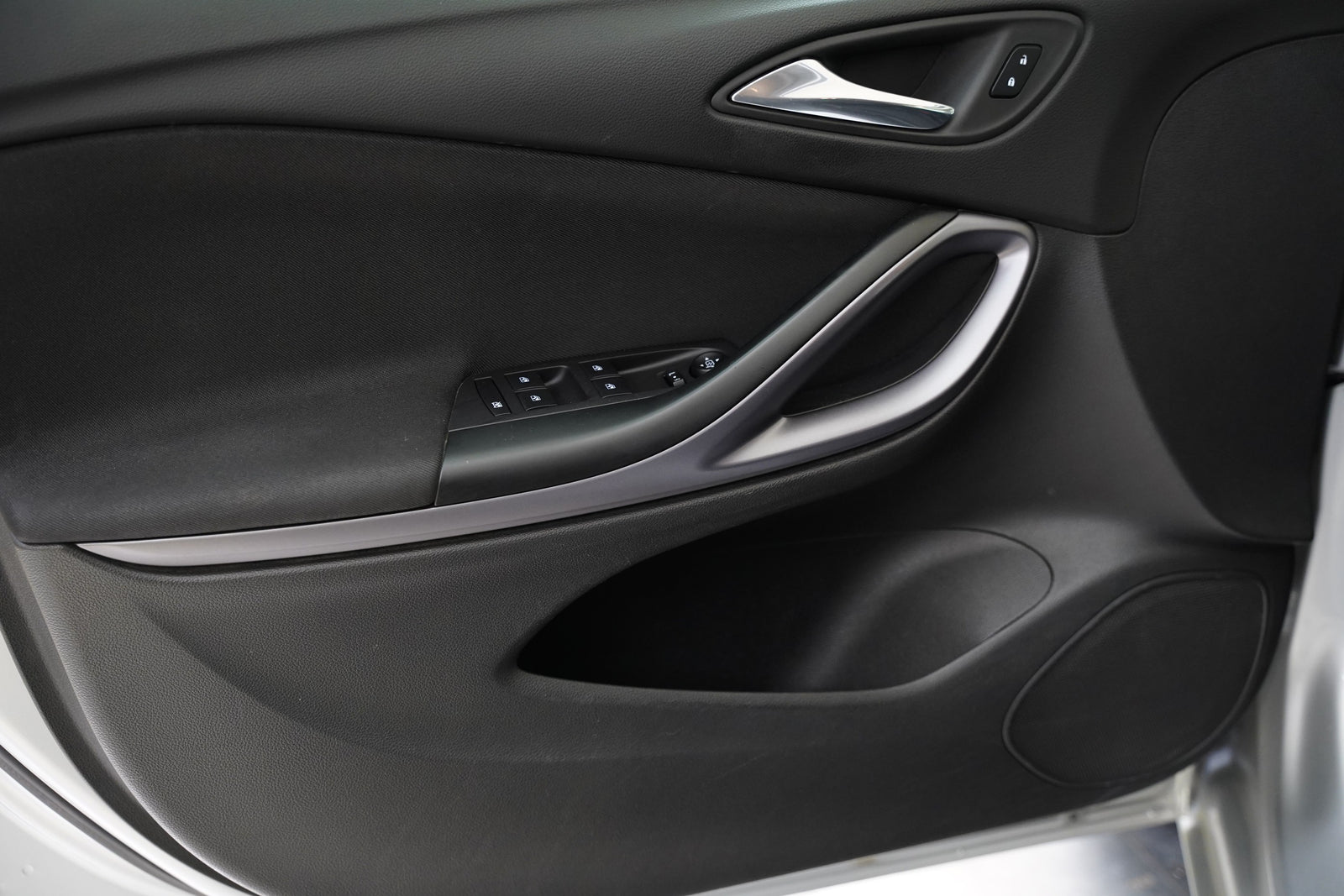 Opel Astra 1.6 CDTI 81 kW DPF Edition – foto 12