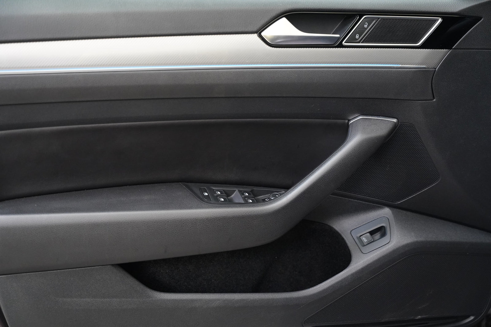 Volkswagen Arteon 2.0 TSI 140 kW R-Line – foto 12