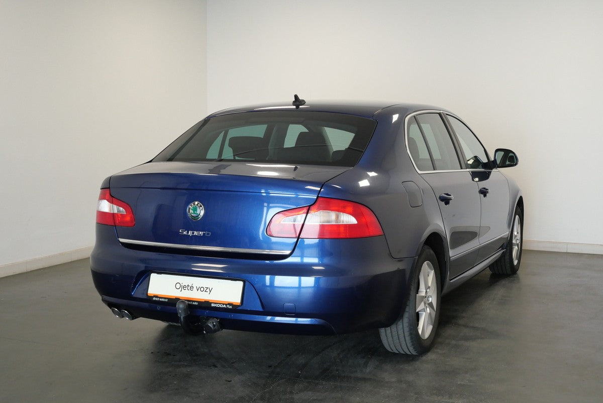 Škoda Superb 2.0 TDI 103 kW Exclusive 4x4 – foto 2