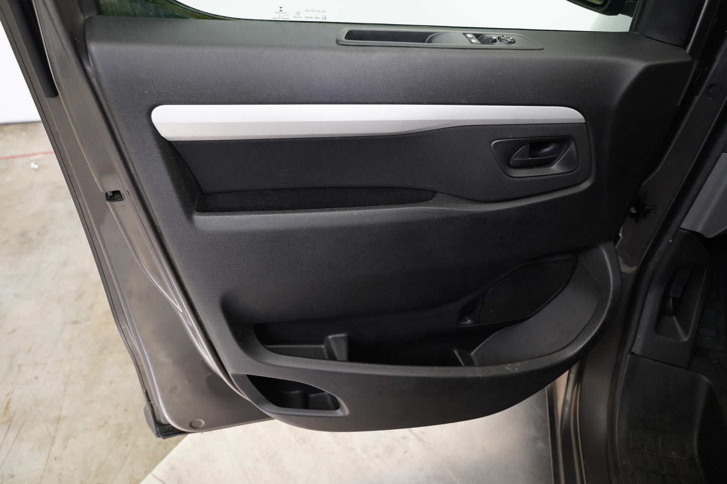 Peugeot Expert 2.0 HDi 110 kW Premium TwinCab