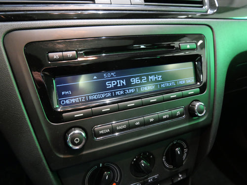 Škoda Rapid Spaceback 1.6 TDI 77 kW Style+ – foto 12