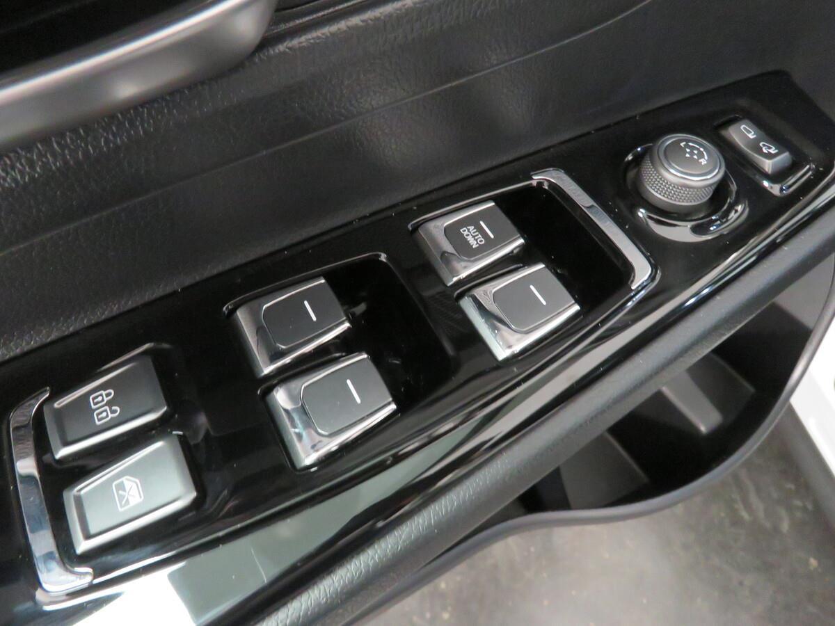 Ssang Yong Korando 1.5 Turbo e-XGI 120 kW