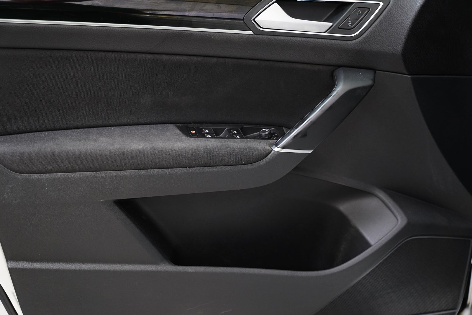 Volkswagen Touran 2.0 TDI 110 kW – foto 12