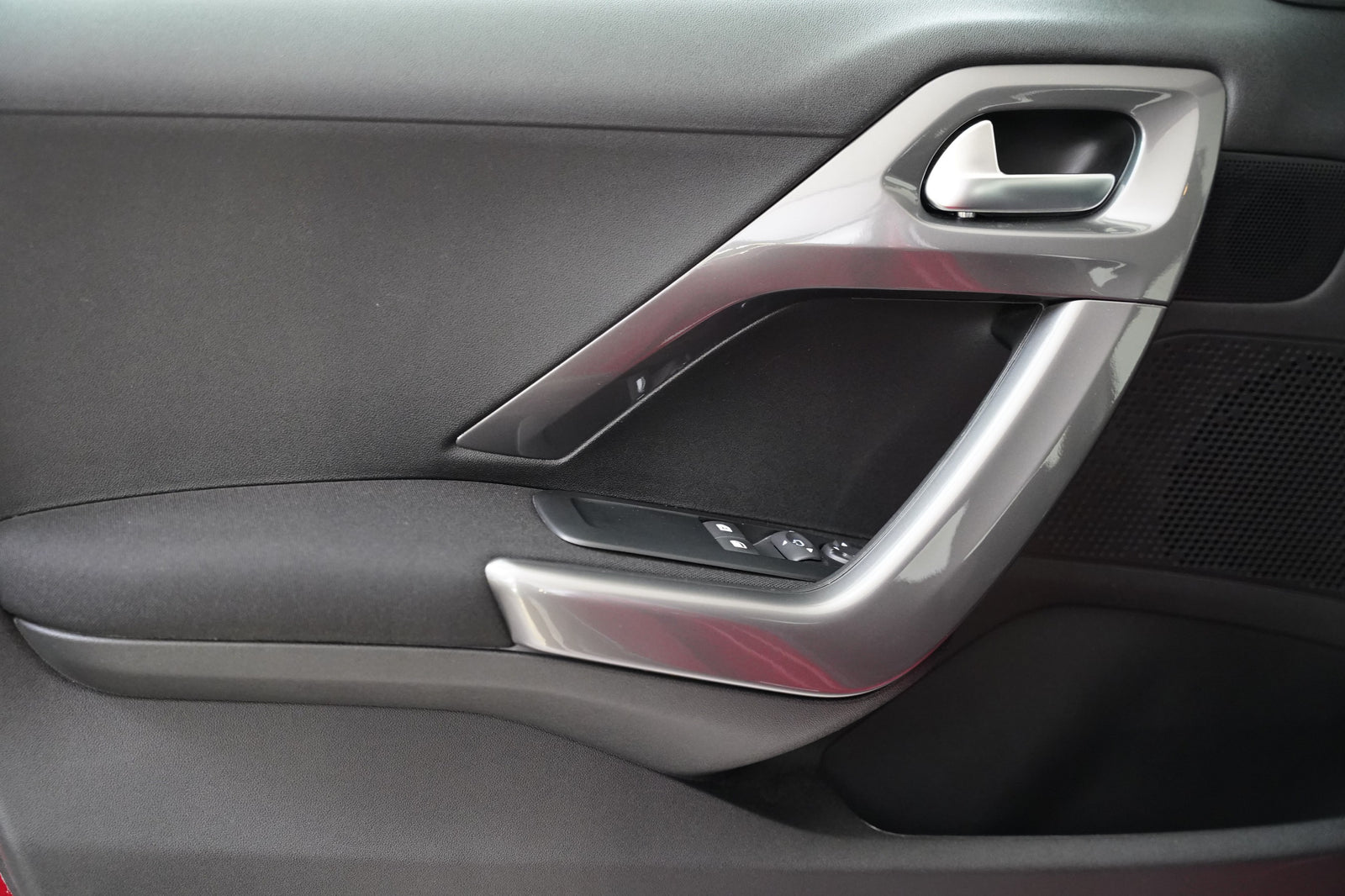 Peugeot 2008 1.2 PureTech 61 kW – foto 12