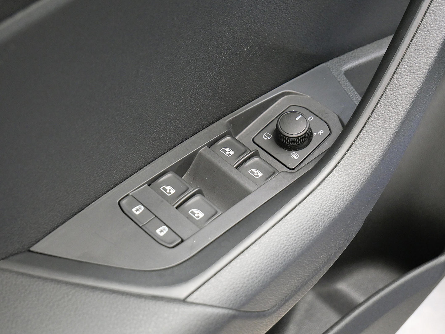 Škoda Karoq 1.5 TSI 110 kW Sportline