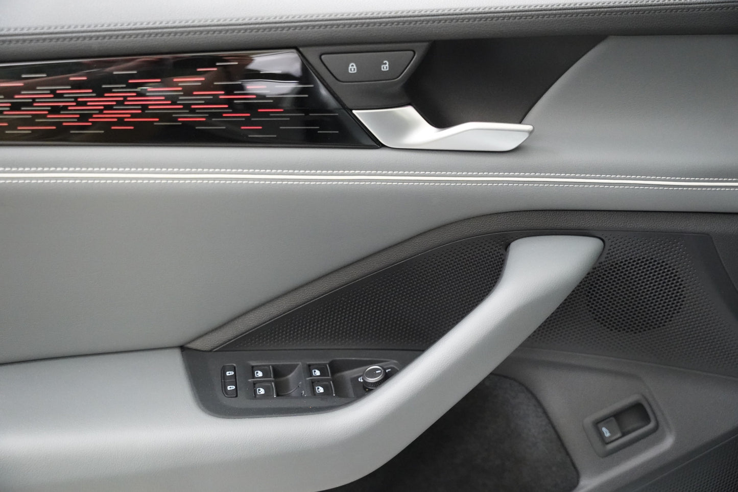 Volkswagen Passat 2.0 TDI 110 kW DSG Elegance