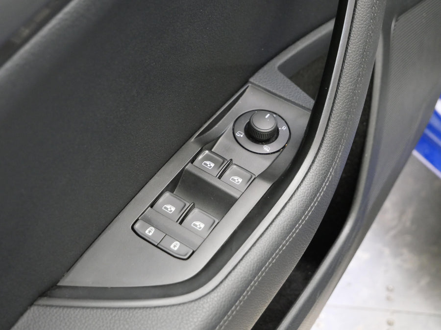 Škoda Superb 2.0 TDI 147 kW DSG 4x4 Style+ – foto 12