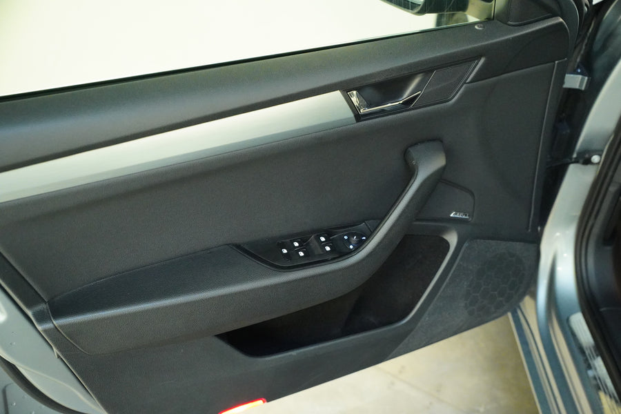 Škoda Superb 2.0 TDI 110 kW AMBITION – foto 12