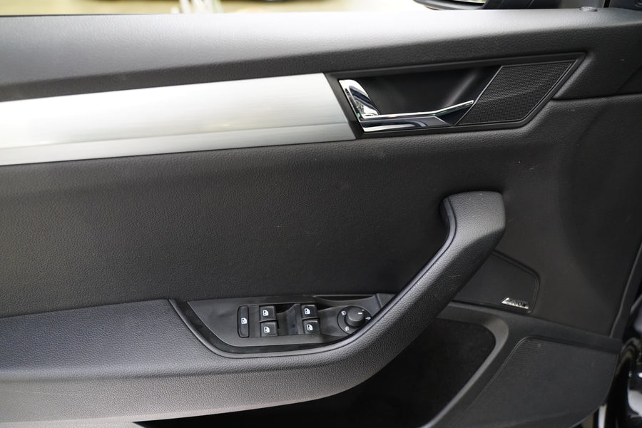 Škoda Superb 2.0 TDI 110kW Ambition – foto 12