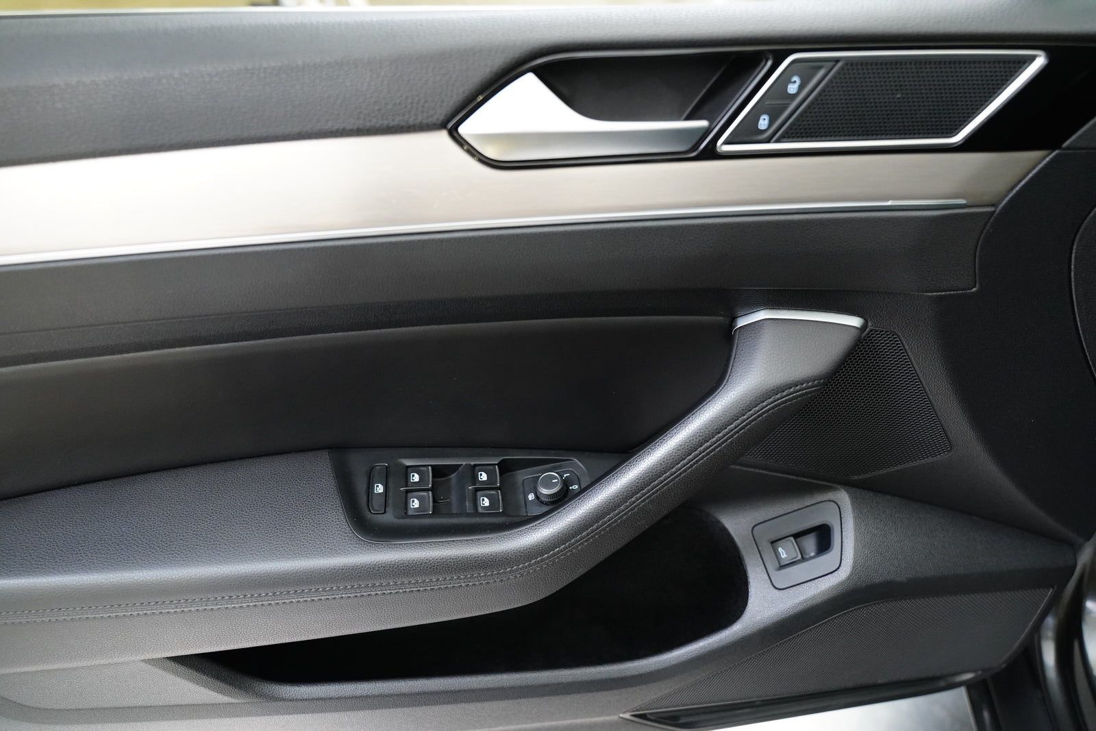 Volkswagen Passat 2.0 TDI 140 kW 4x4 Highline – foto 12