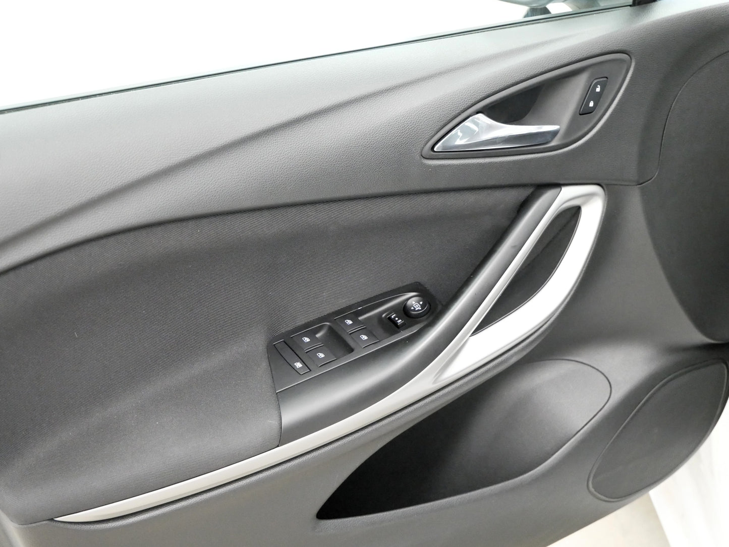 Opel Astra 1.4i 74kW Enjoy