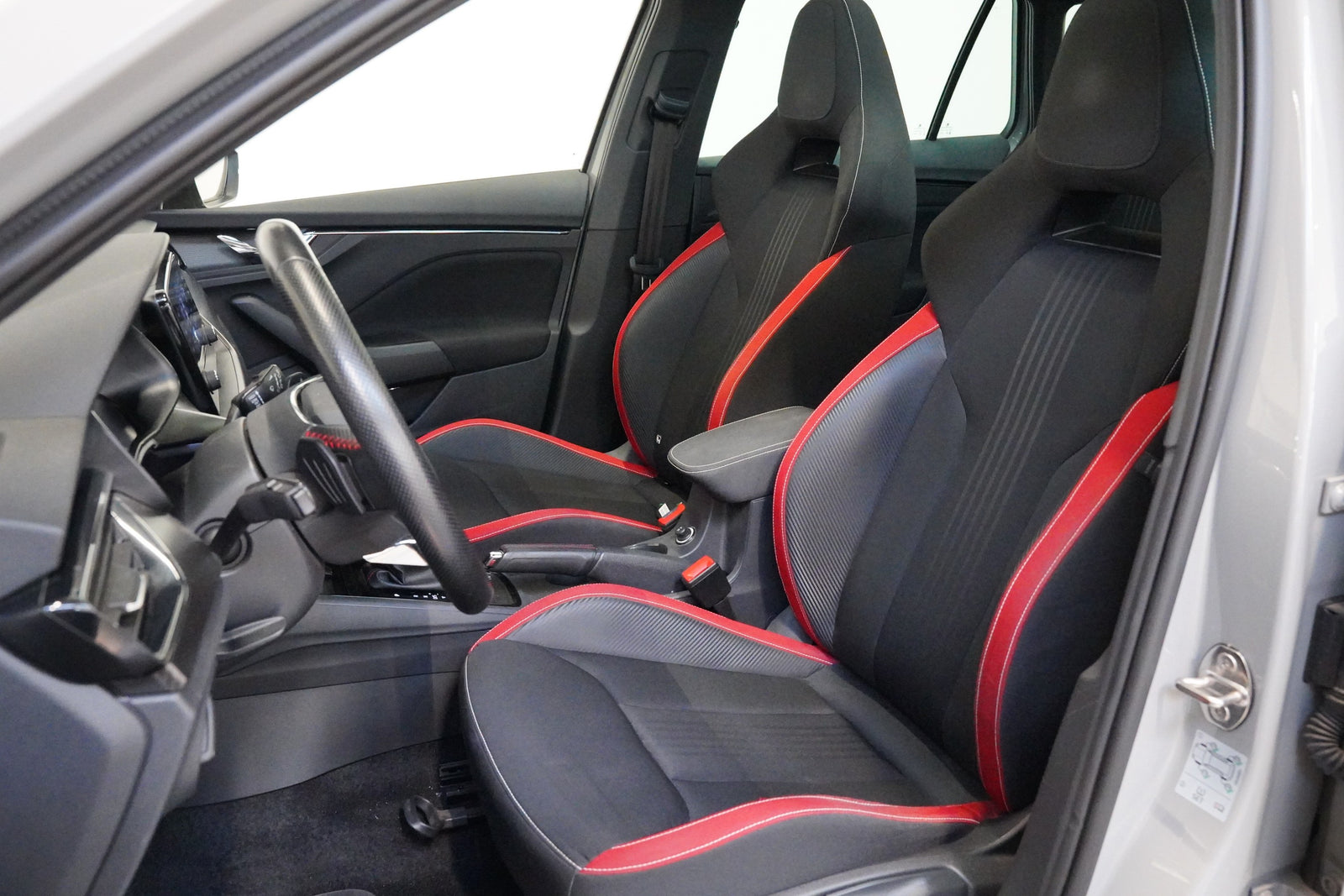 Škoda Kamiq 1.5 TSI 110 kW Monte Carlo – foto 12