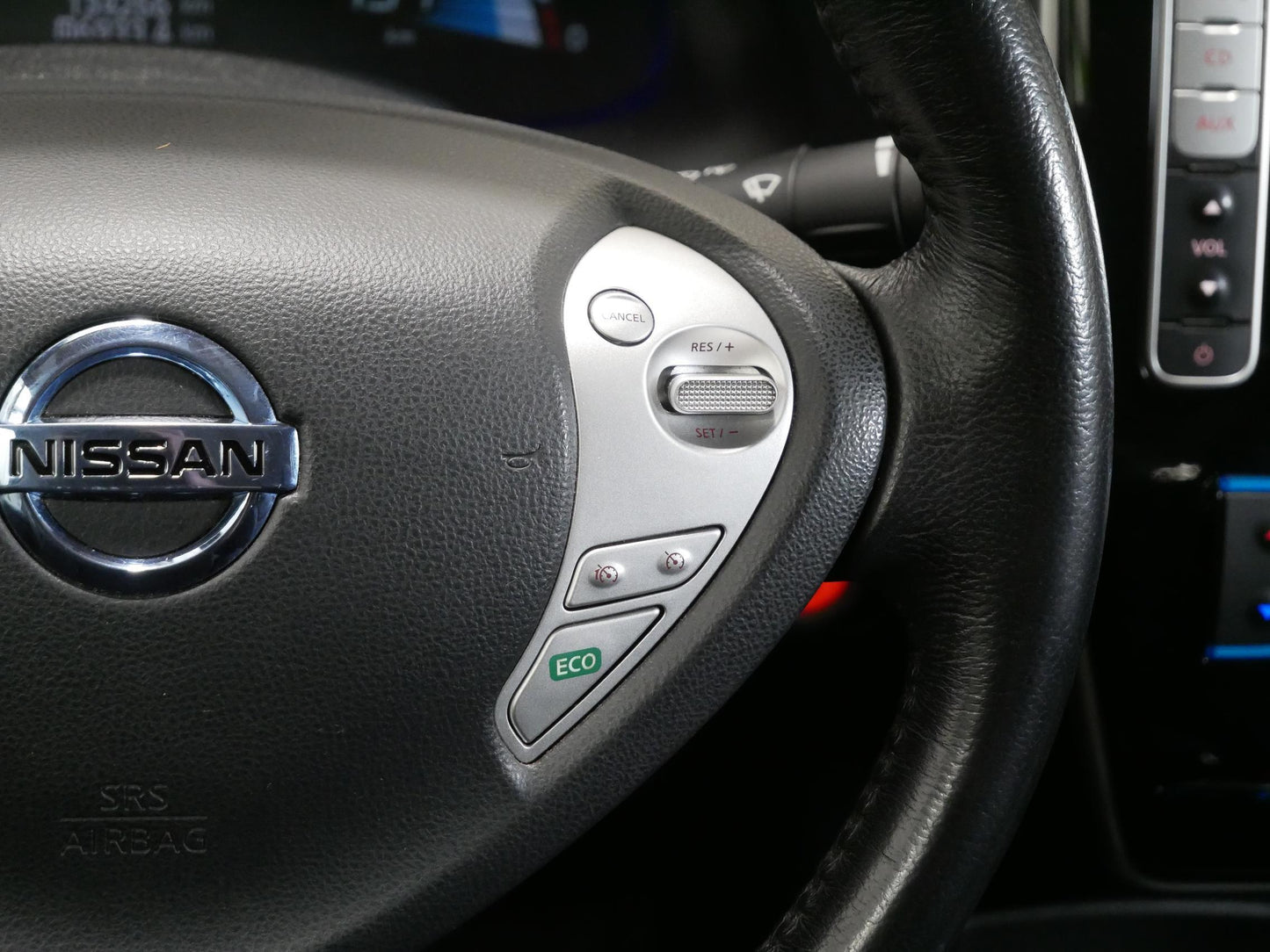 Nissan LEAF 80 kW Acenta 30 KWH