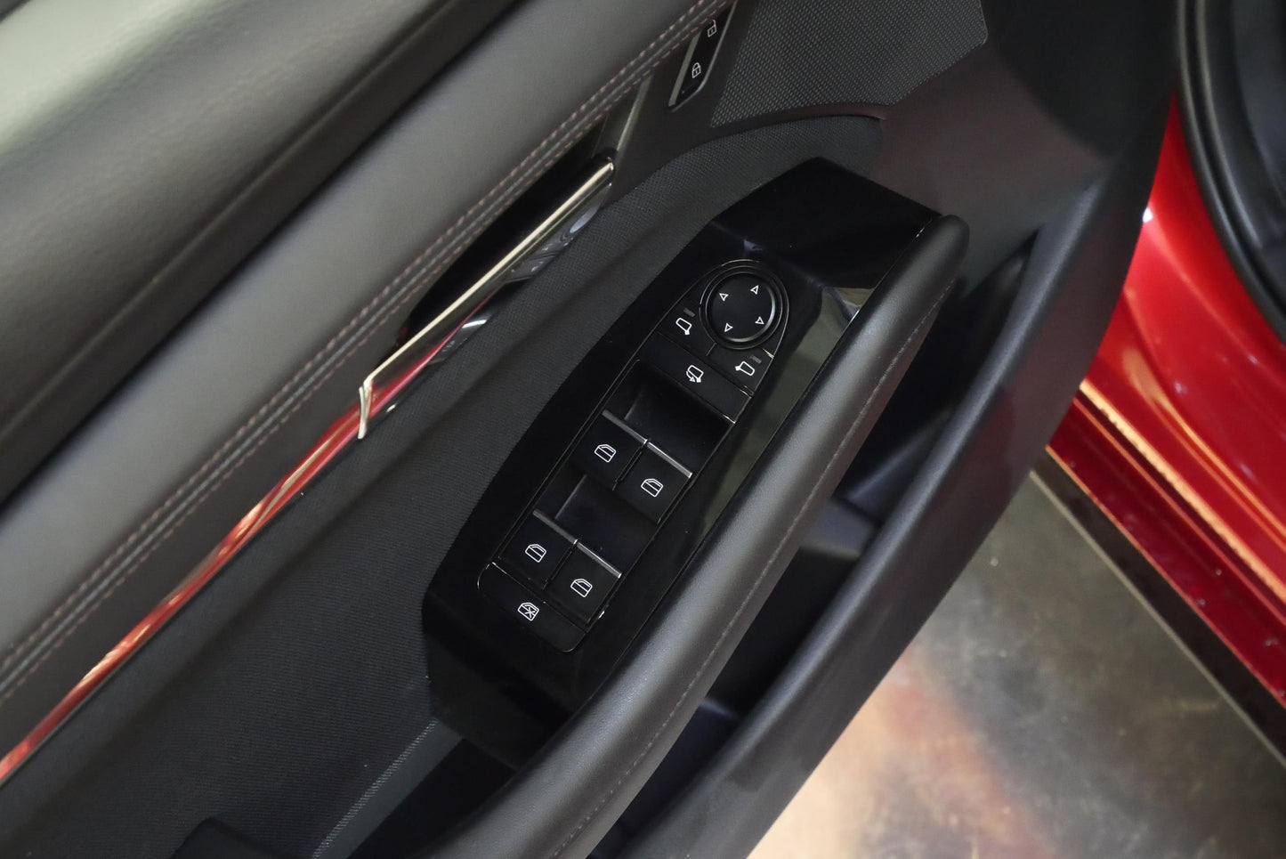 Mazda 3 2.0 Skyactiv-X180 132 kW GT Pl