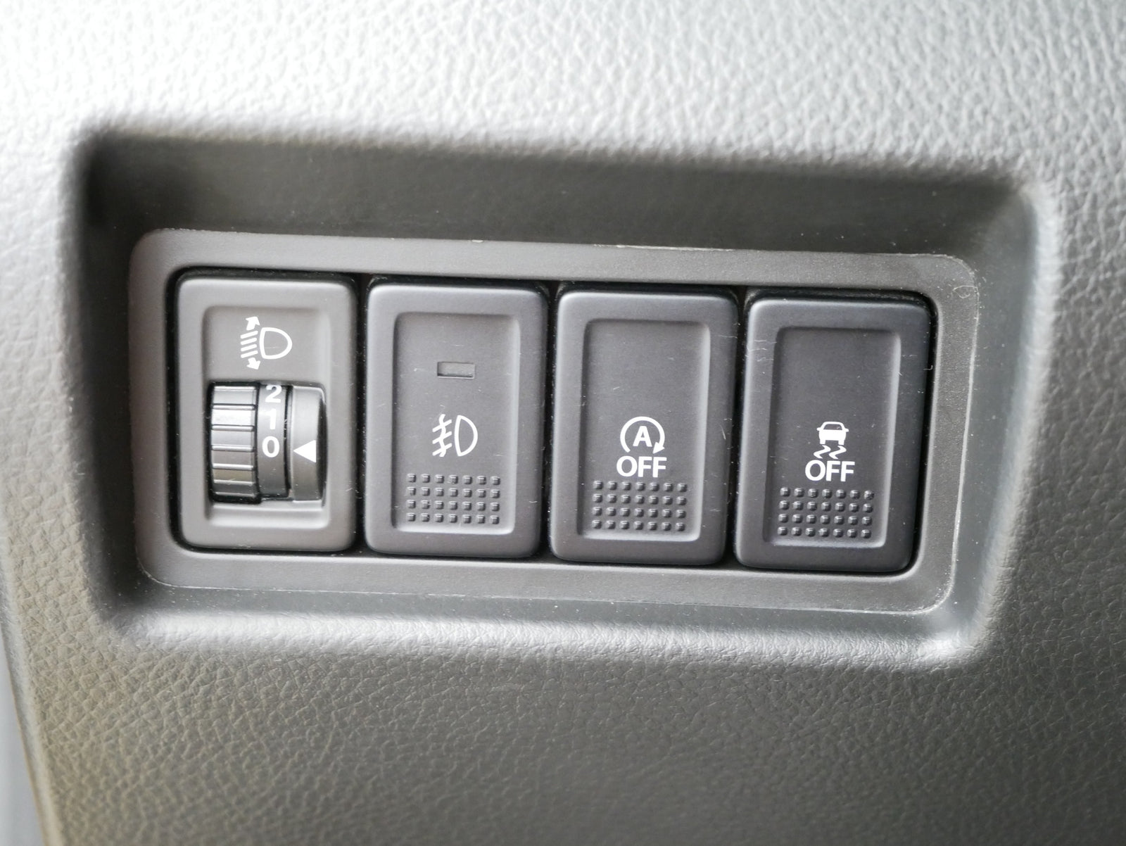 Suzuki Swift 1.2 i 66 kW Comfort – foto 13