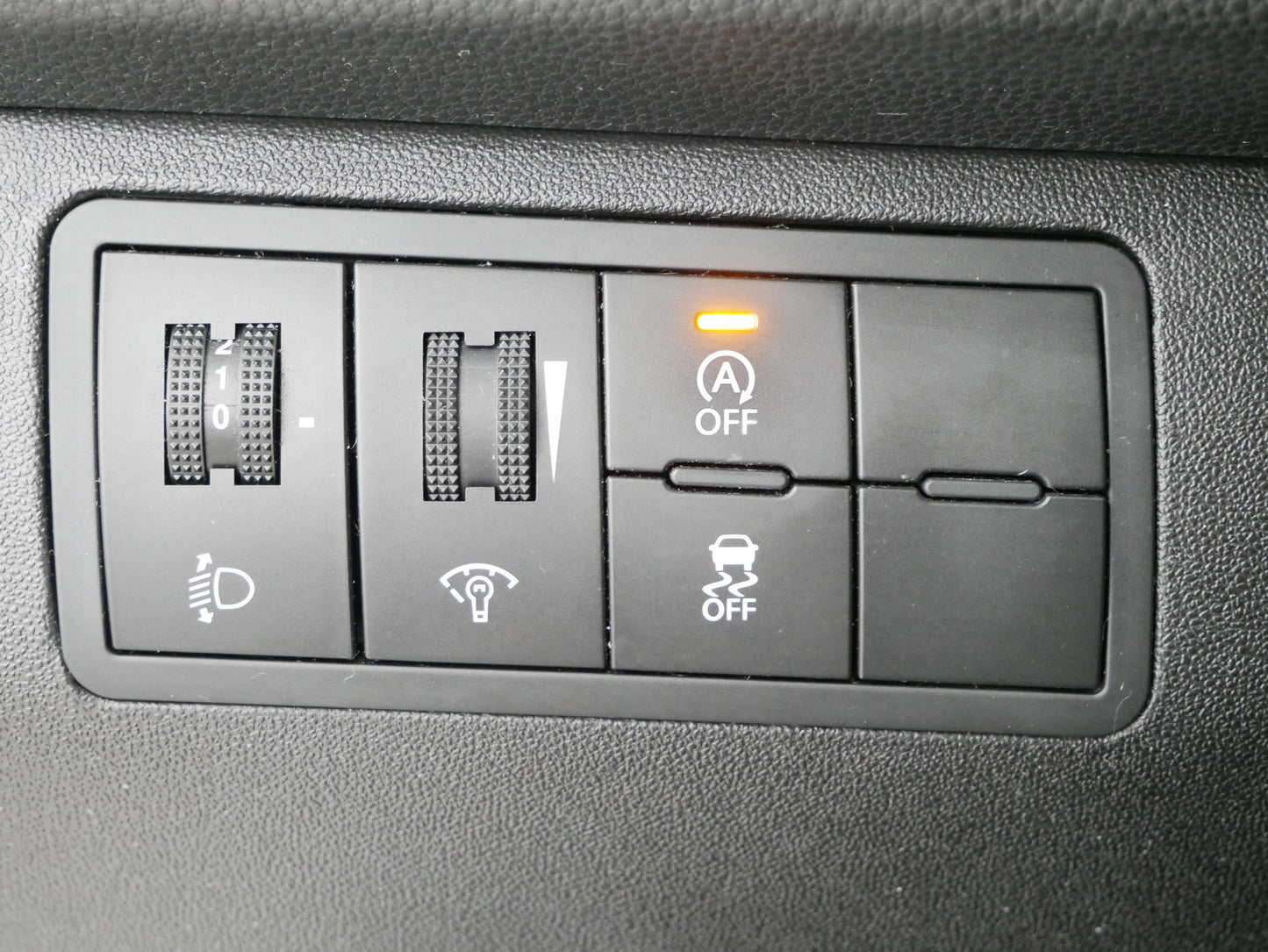 Hyundai ix20 1.4i 66kW Trikolor