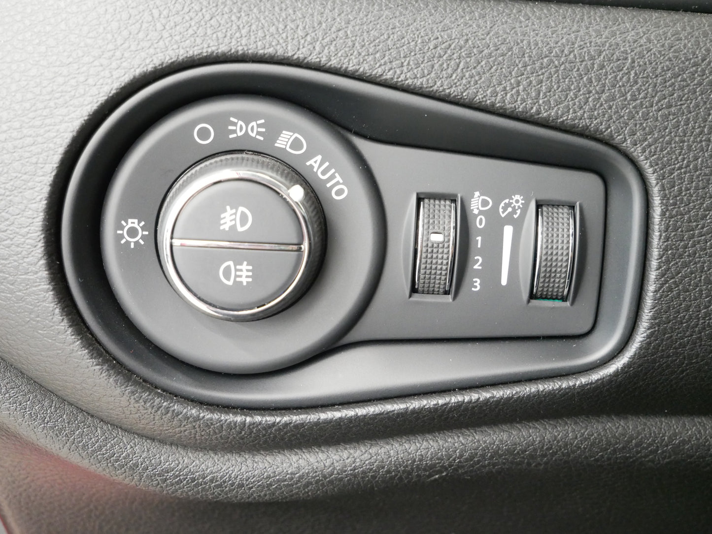 Jeep Renegade 1.0T 88kW Night Eagle