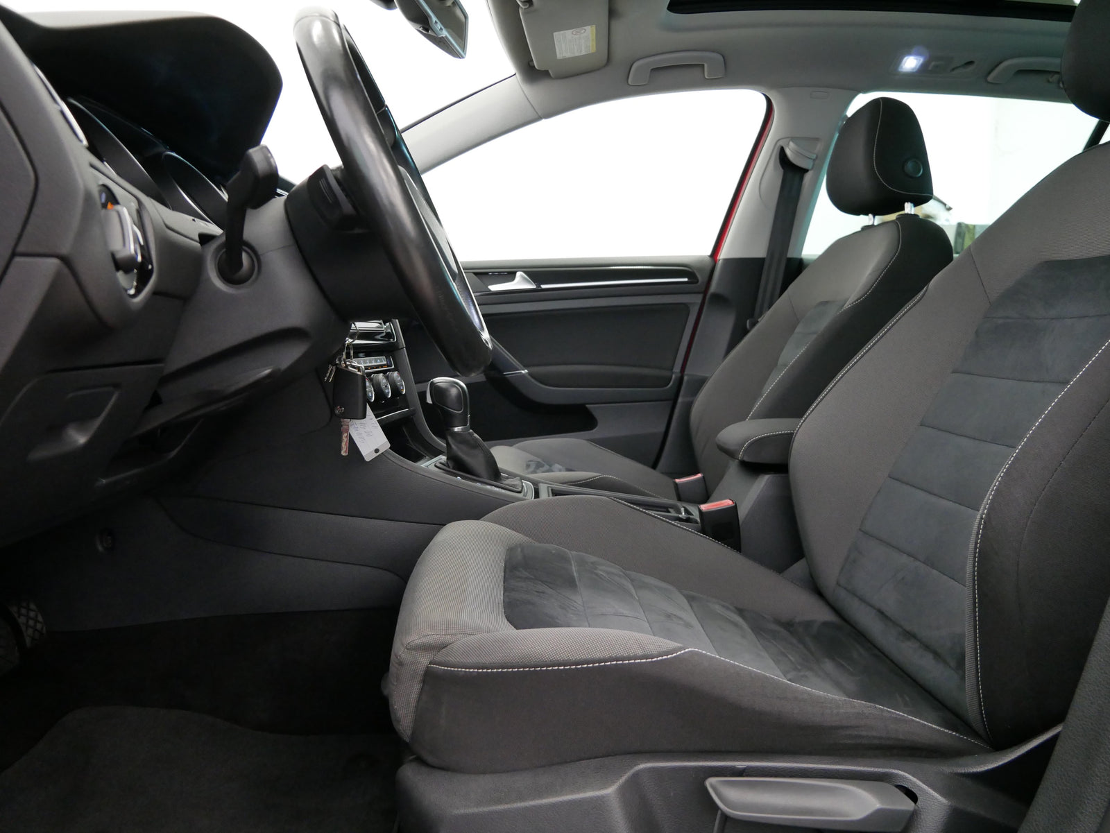 Volkswagen Golf 1.4 TSI 103 kW – foto 13