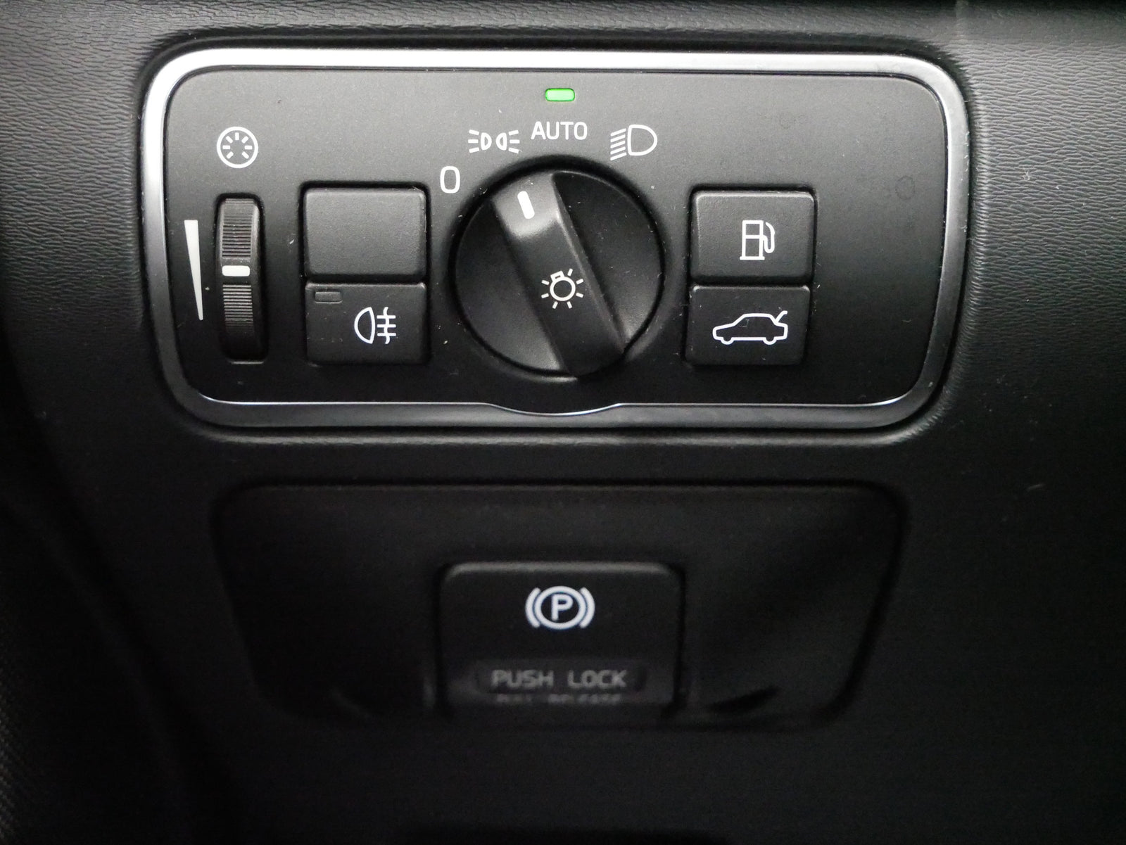 Volvo V60 D4 133kW Momentum – foto 13