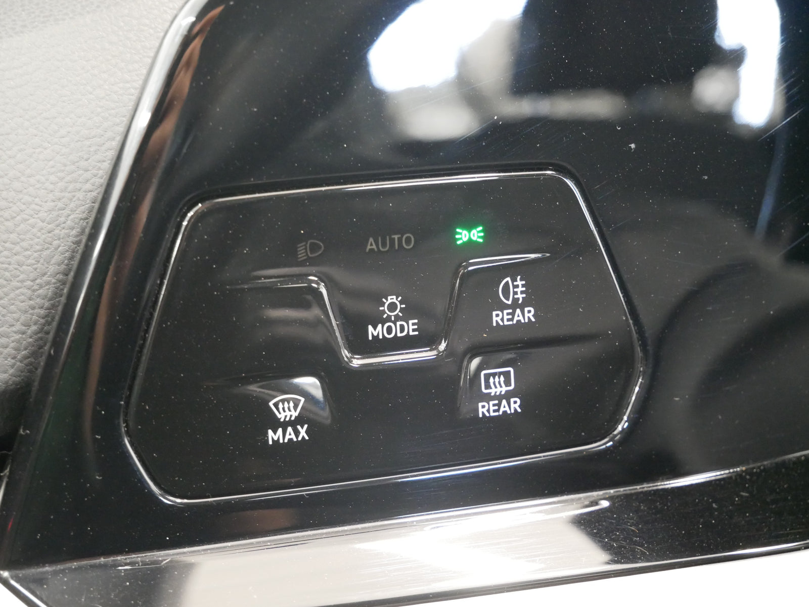 Volkswagen Golf 2.0 TDI 85 kW Life – foto 13