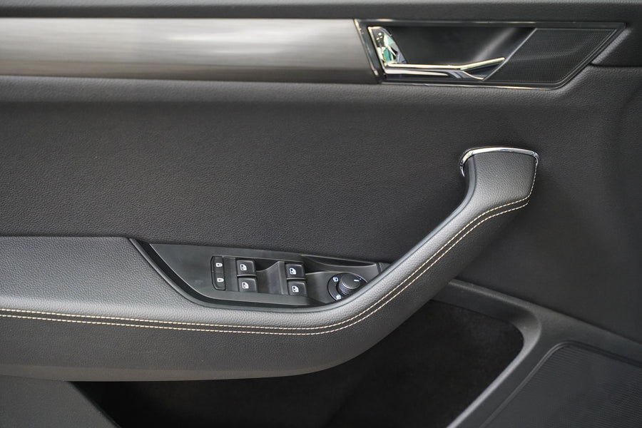 Škoda Superb 2.0 TDI 110 kW Style – foto 13