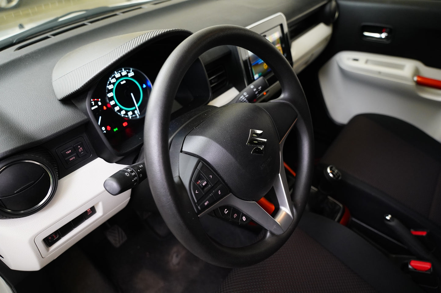 Suzuki Ignis 1.2 DualJet 66 kW Basic