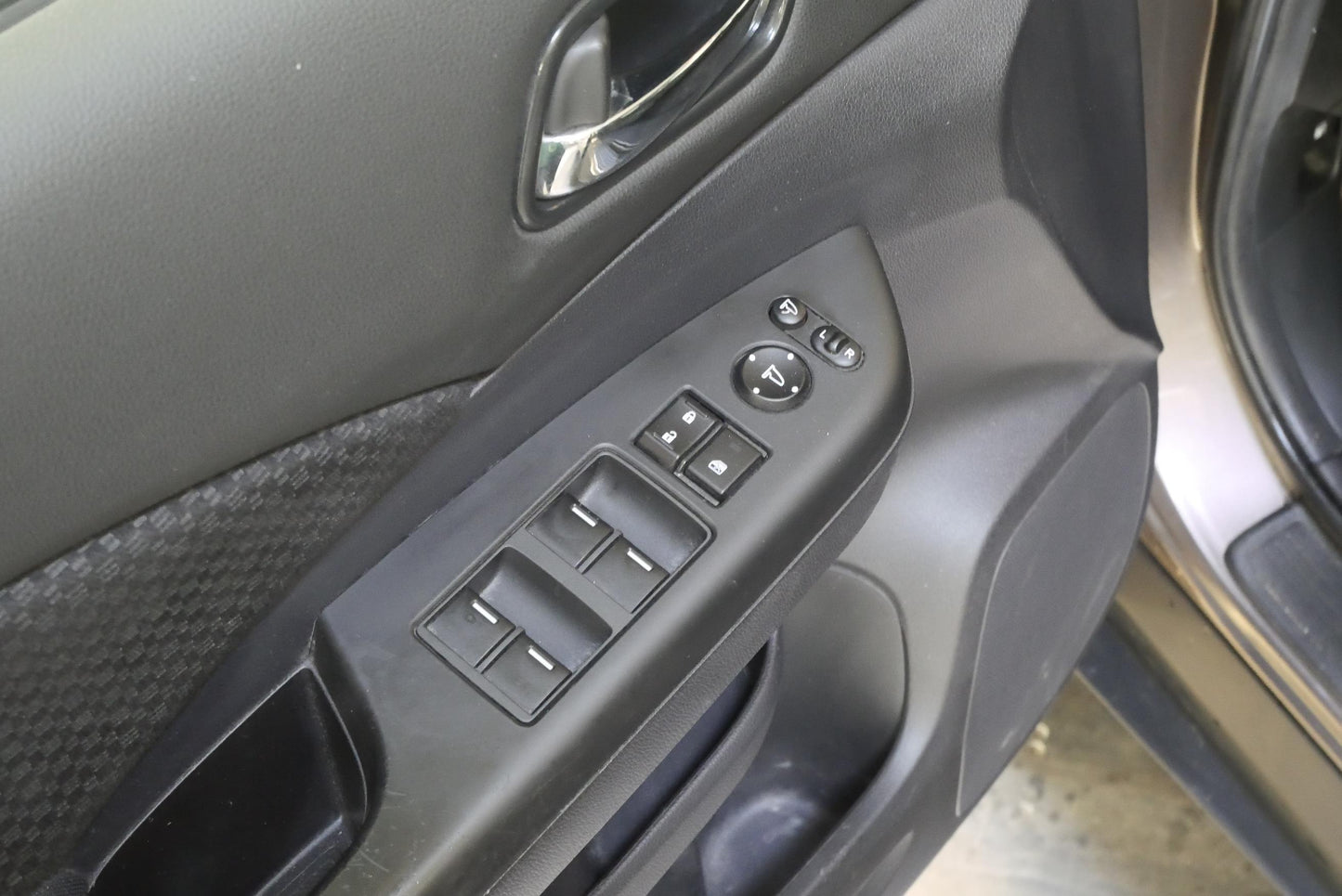 Honda CR-V 2.0i 114 kW