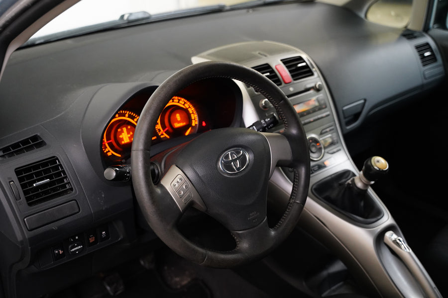 Toyota Auris 1.33 VVT- i 74 kW Life – foto 13