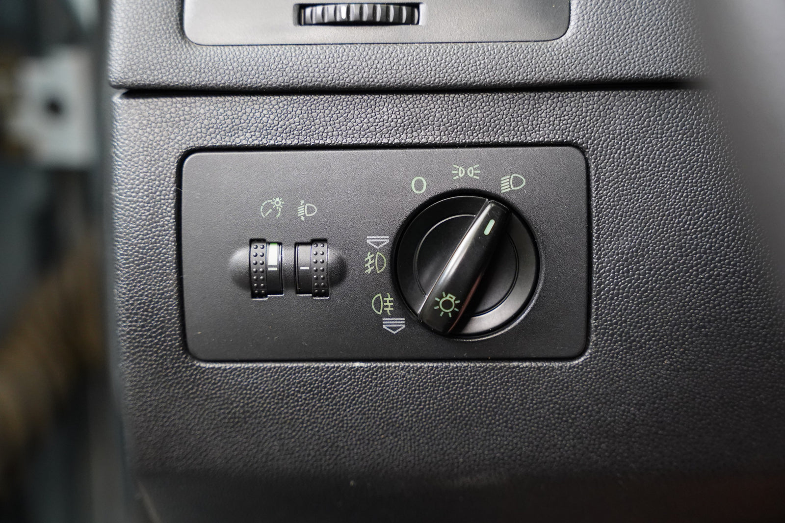 Škoda Fabia 1.2 HTP 47 kW Ambiente – foto 13