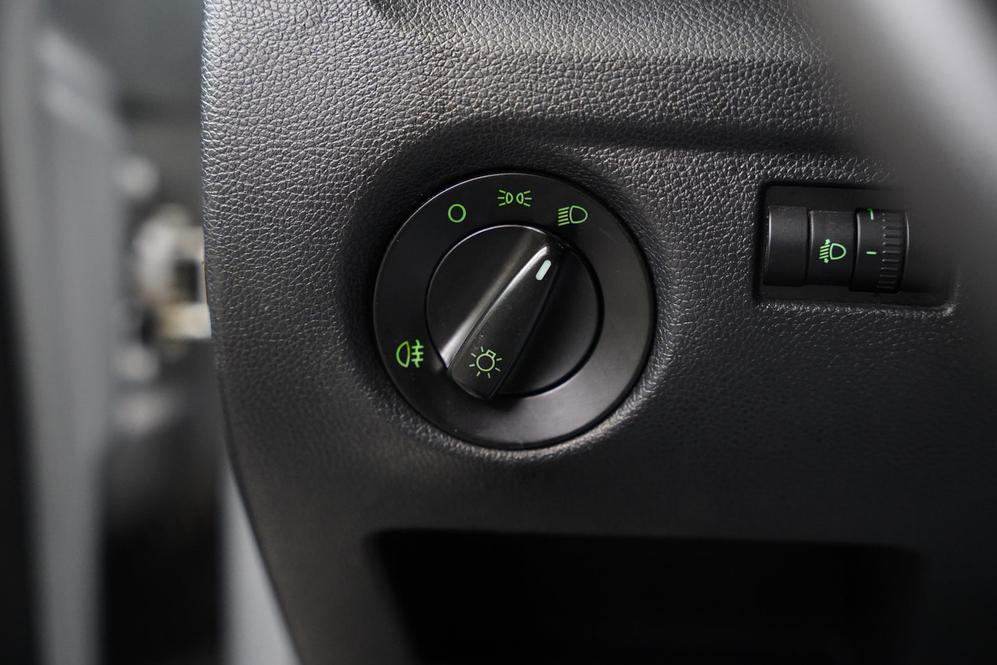 Škoda Roomster 1.2 HTP 51 kW Active