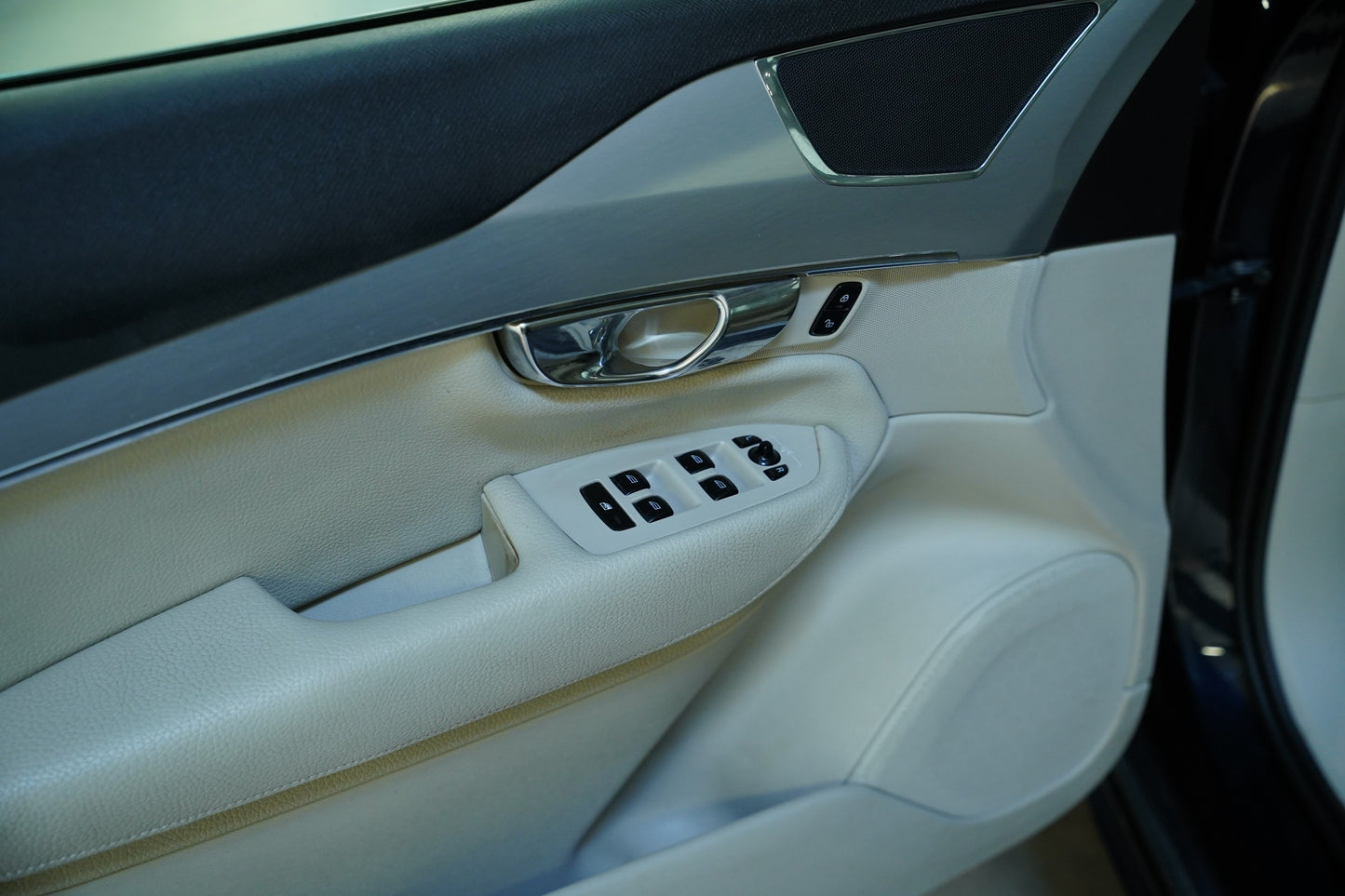 Volvo XC90 2.0D 165 kW